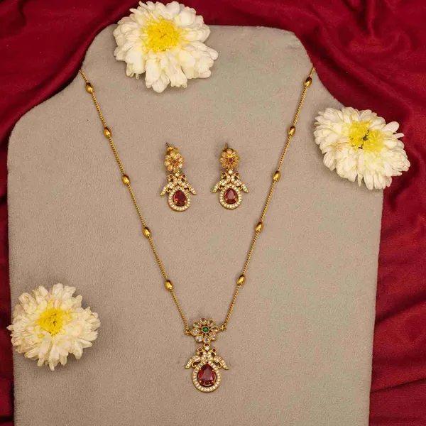 Mayura_Spark_Necklace