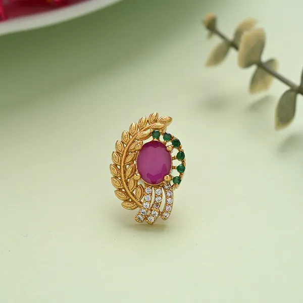 Gulnaar_Royale_Studs