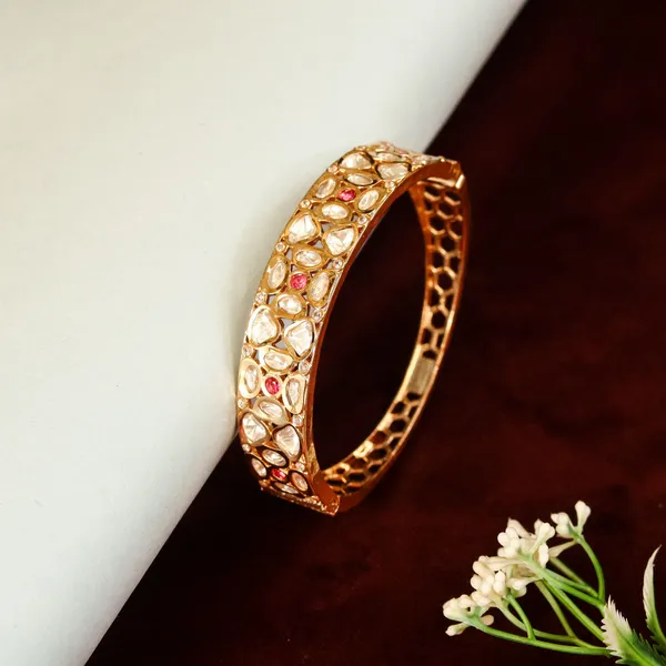 Ruby_White_Uncut_Kundan_Bracelet