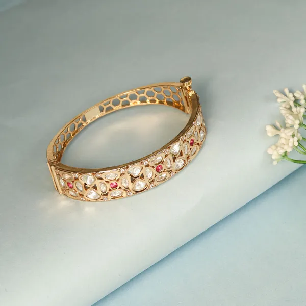 Ruby_White_Uncut_Kundan_Bracelet