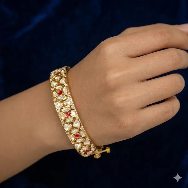 Ruby_White_Uncut_Kundan_Bracelet