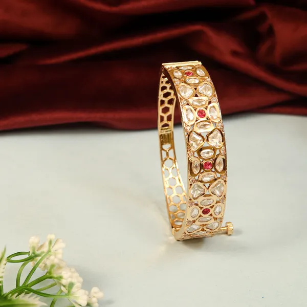 Ruby_White_Uncut_Kundan_Bracelet