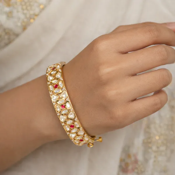 Ruby_White_Uncut_Kundan_Bracelet