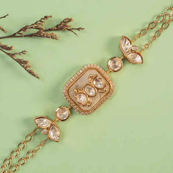Opulent_Shine_Kundan_Bracelet