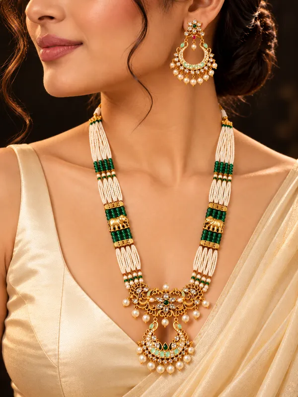 Rajmudra_Emerald_Necklace_Set
