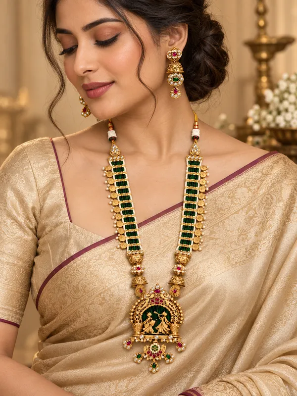 Swarna_Rajeshwari_Temple_Jewellery_Set