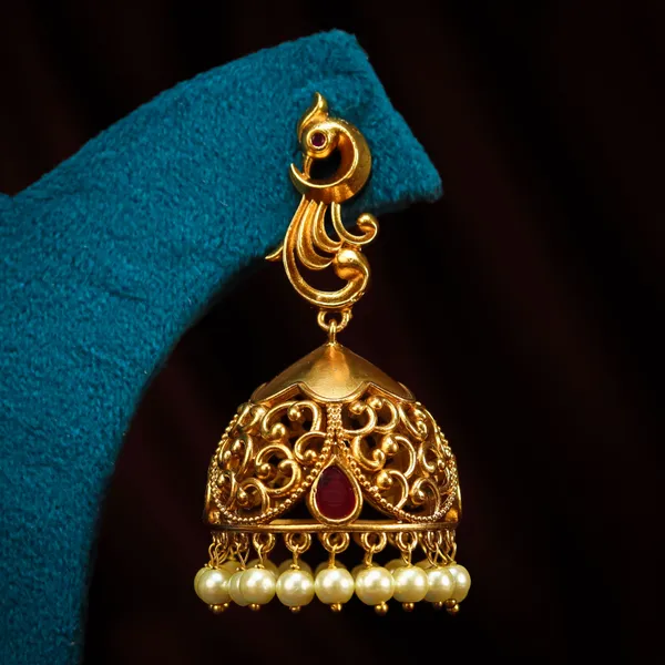 Ruby_Elegant_Jhumka