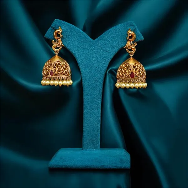 Ruby_Elegant_Jhumka