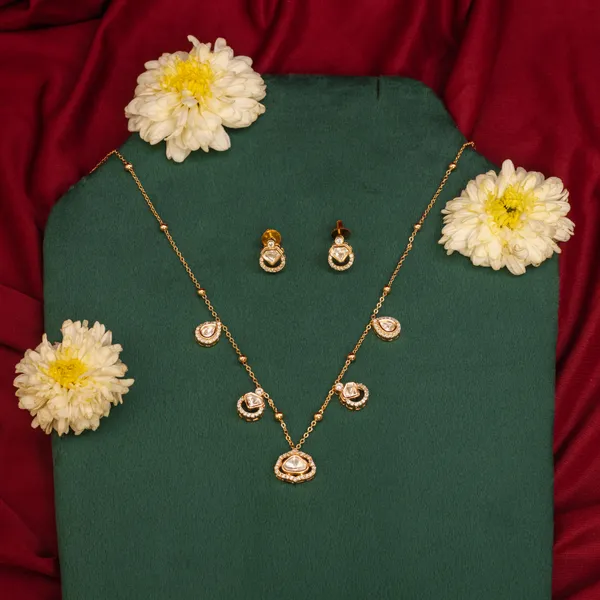 Fusion_Spark_Kundan_Chain
