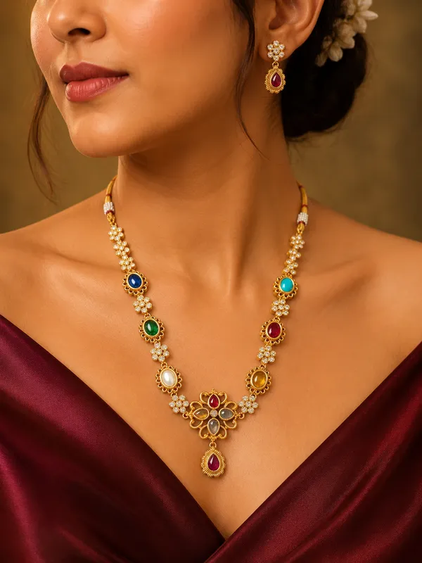 Blossoming_Berry_Bouquet_Necklace_Set