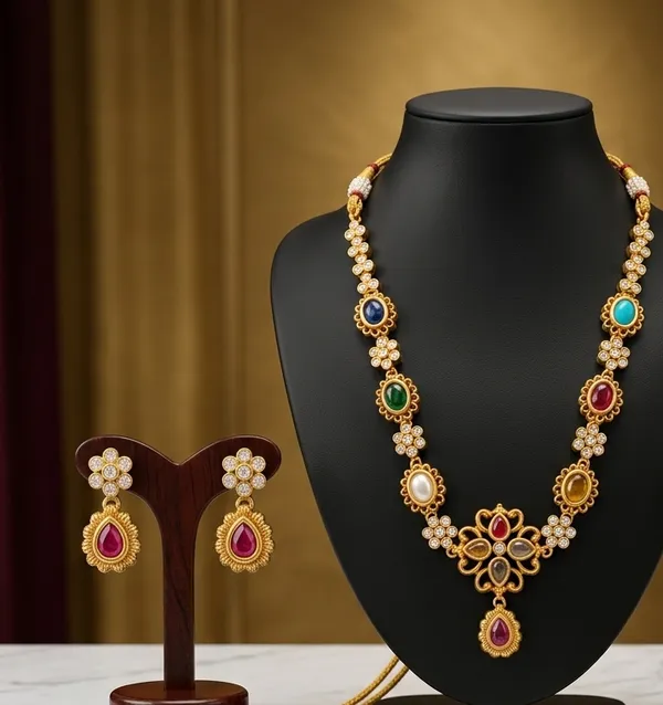 Blossoming_Berry_Bouquet_Necklace_Set