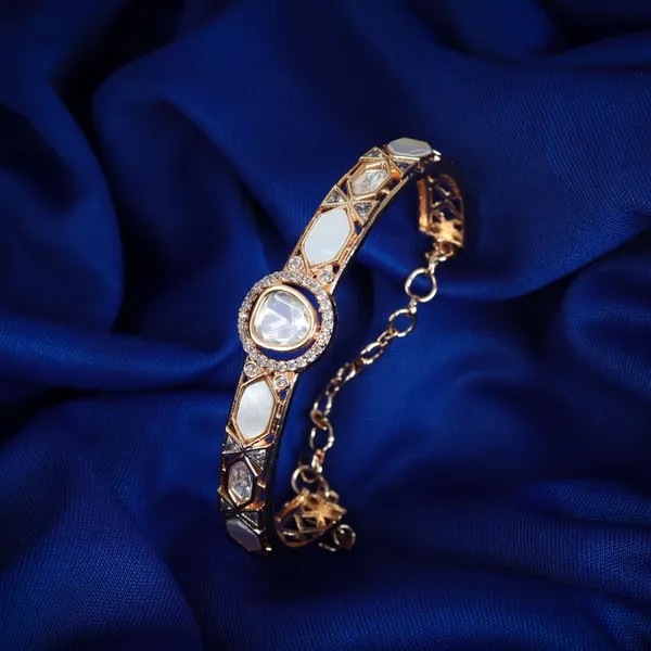 White_Crystal_White_Gold_Plated_Kundan_Bracelet