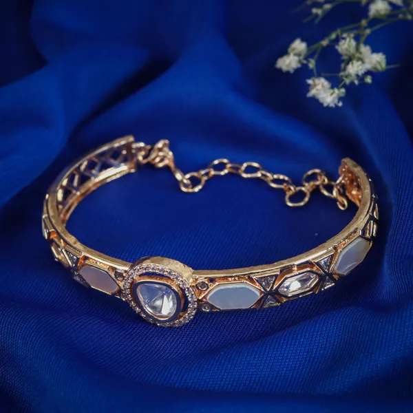 White_Crystal_White_Gold_Plated_Kundan_Bracelet