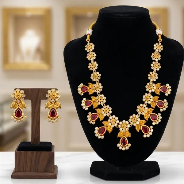 Golden_Blossom_Dazzle_Necklace_Set