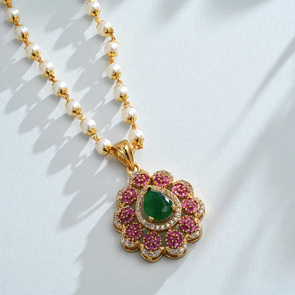 Gulrani_Pendant_Set