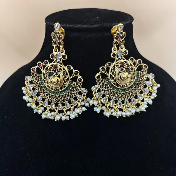 Ruby_Green_Antique__Earring