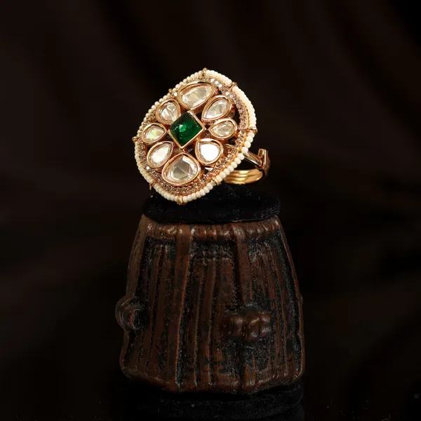 Green_Kundan_Stone_Studded_Ring