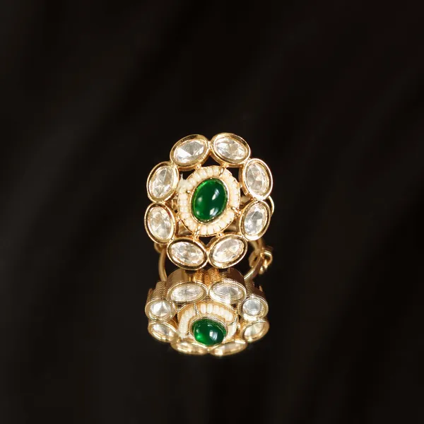 Green_Elegant_Green_Gold_Plated_Kundan_Ring
