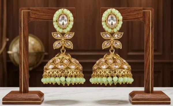 Pista_Noor_Jhumka
