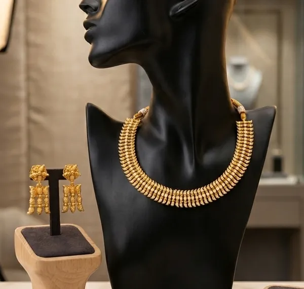 Mughal_Gold_Necklace_Set