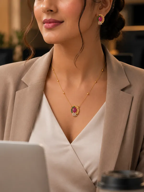Royal_Laurel_Necklace_Set