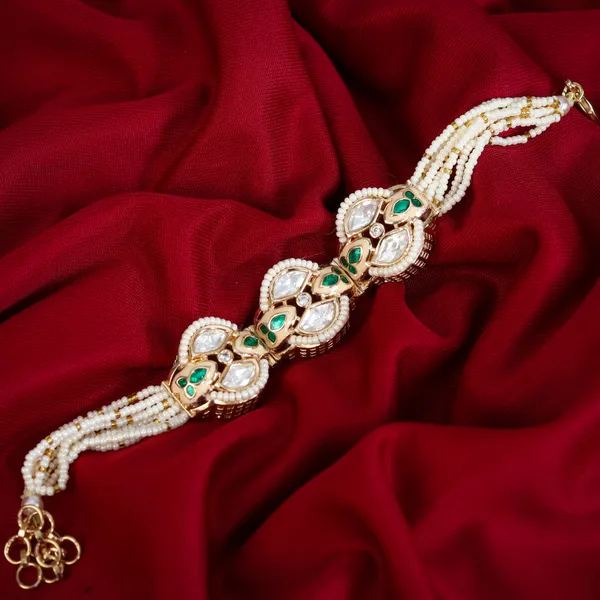 Green_White_Beautiful_Meenakari_Bracelet_For_Women