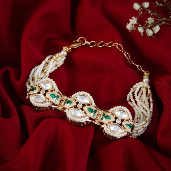 Green_White_Beautiful_Meenakari_Bracelet_For_Women