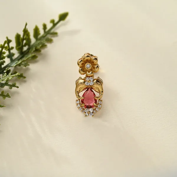 Royal_Elephant_Motif_Necklace_Set_–_Antique_Gold_Charm