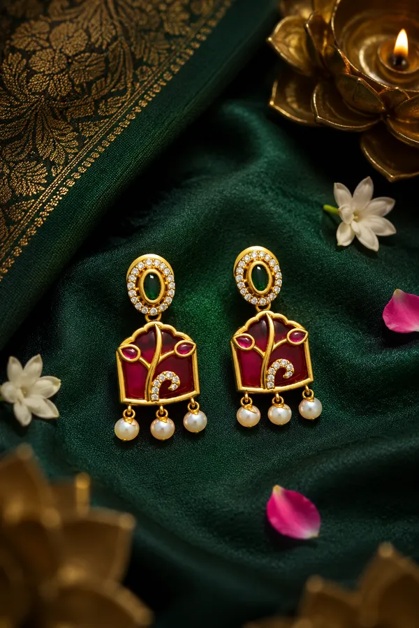 Classic_Layered_Charm