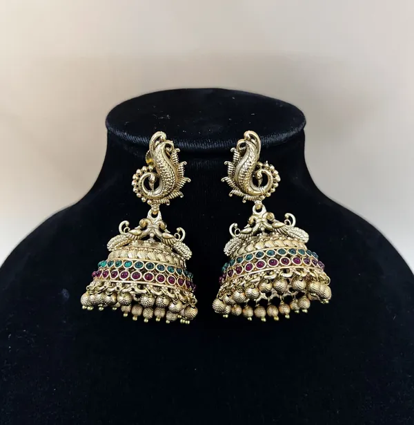 Ruby_Green_Antique_Peacock_shape_Jhumka