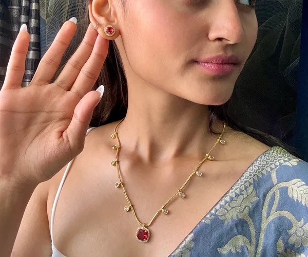 Dramatic_Drop_Necklace_set