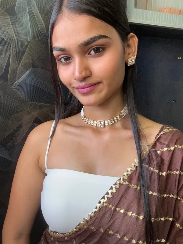Dazzling_White_Kundan_Choker_Set