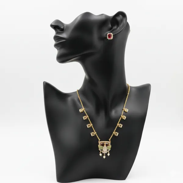Zarqa_ruby_elegance_necklace
