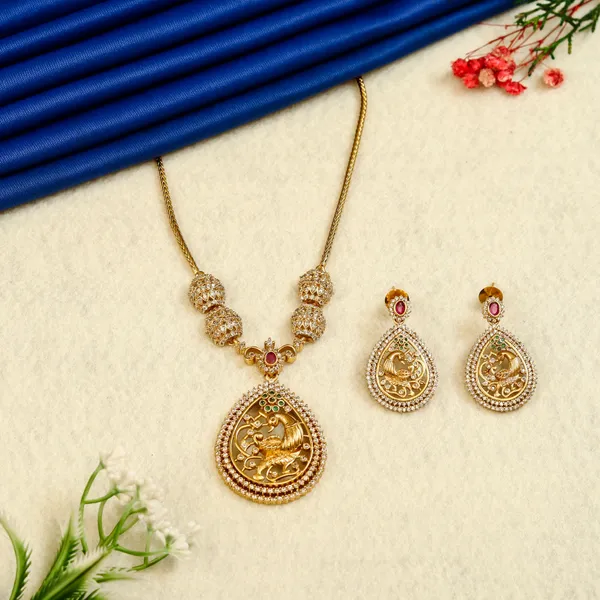 Traditional_Peacock_Design_Set