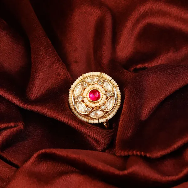 Ruby_White_Traditional_Red_Stone_Ruby_White_Kundan_Tikka