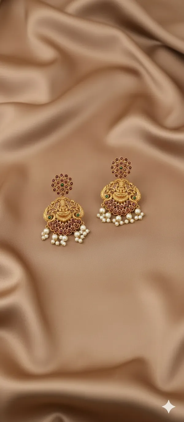 The_Swarna_Lakshmi_Mayura_Necklace_Set