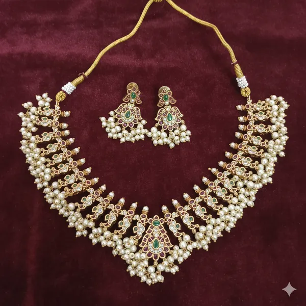 Vintage_Bridal_Heavy_Necklace_Set