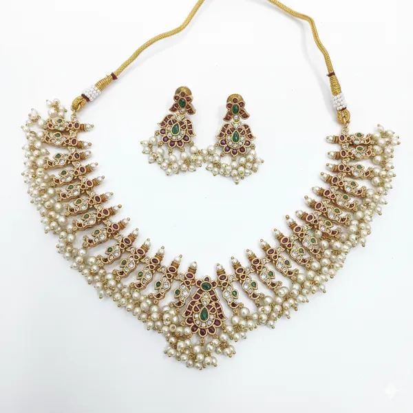 Vintage_Bridal_Heavy_Necklace_Set