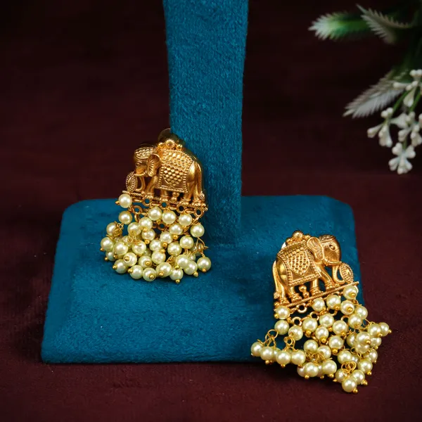 Gold_Pearl_Elegant_Gold_Pearl_Earring_Set_For_Women