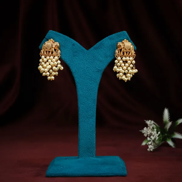 Gold_Pearl_Elegant_Gold_Pearl_Earring_Set_For_Women