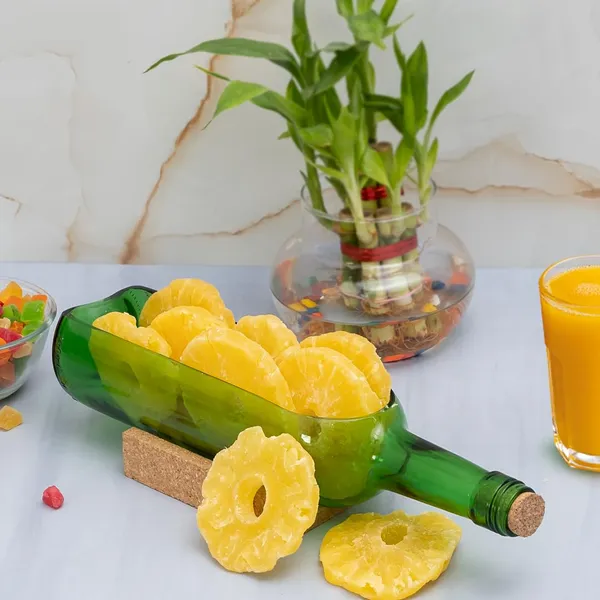 Wine_Bottle_Platter_Glass_Serving_Platter,_Environment_Friendly_Tableware,Sustainable_For_Any_Occasion,_Upcycled_Platter