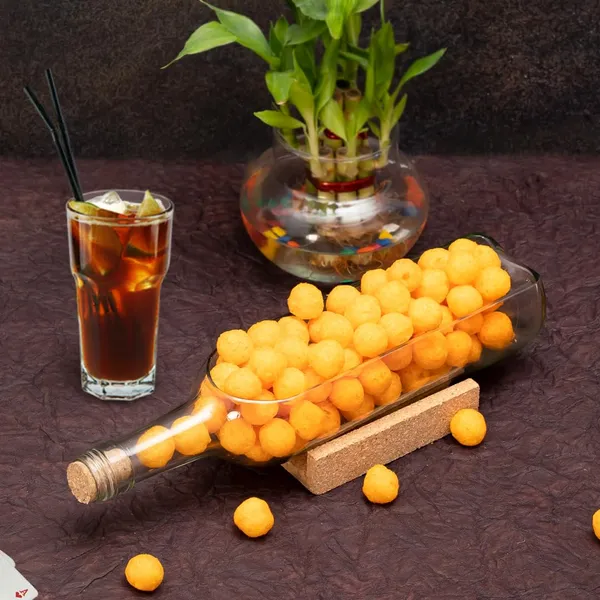 Wine_Bottle_Platter_Glass_Serving_Platter,_Environment_Friendly_Tableware,Sustainable_For_Any_Occasion