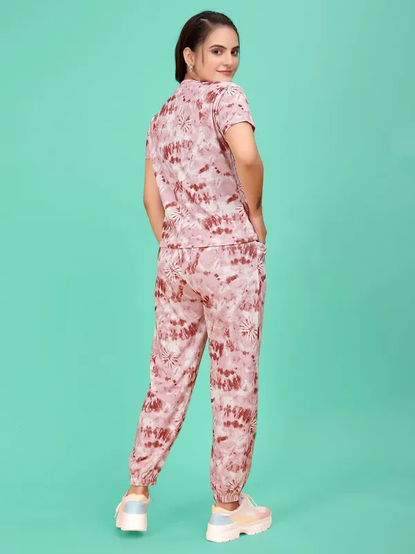Pink_Printed_Elastane_T-Shirt_&_Pyjamas_Set_For_Women_|_Regular_Round_Neck_Short_Sleeve