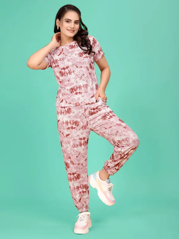 Pink_Printed_Elastane_T-Shirt_&_Pyjamas_Set_For_Women_|_Regular_Round_Neck_Short_Sleeve