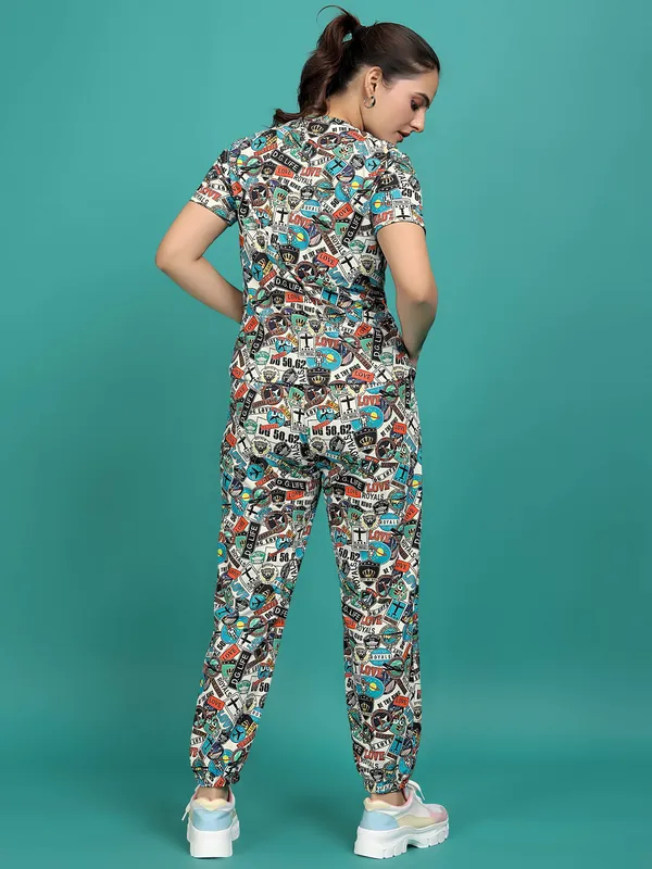 Multi_Colour_Elastane_T-Shirt_&_Pyjamas_Set_For_Women_|_Regular_Round_Neck_Short_Sleeve_|_Printed