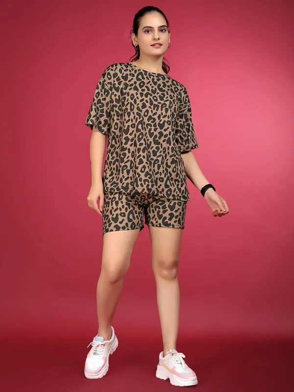 Beige_Printed_Elastane_Co-ord_Set_For_Women_|_Regular_Round_Neck_Short_Sleeve