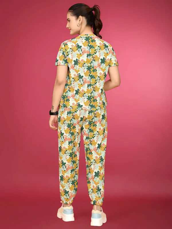 Multi_Colour_Valentino_Elastane_T-Shirt_&_Pyjamas_Set_For_Women_|_Regular_Round_Neck_Short_Sleeve
