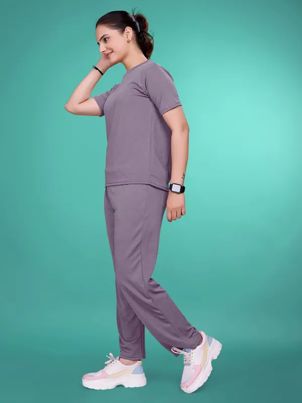 Lavender_Solid_Valentino_Elastane_NightSuit_Set_For_Women_|_Regular_Round_Neck_Short_Sleeve