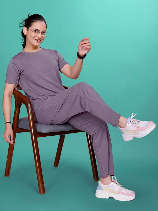 Lavender_Solid_Valentino_Elastane_NightSuit_Set_For_Women_|_Regular_Round_Neck_Short_Sleeve