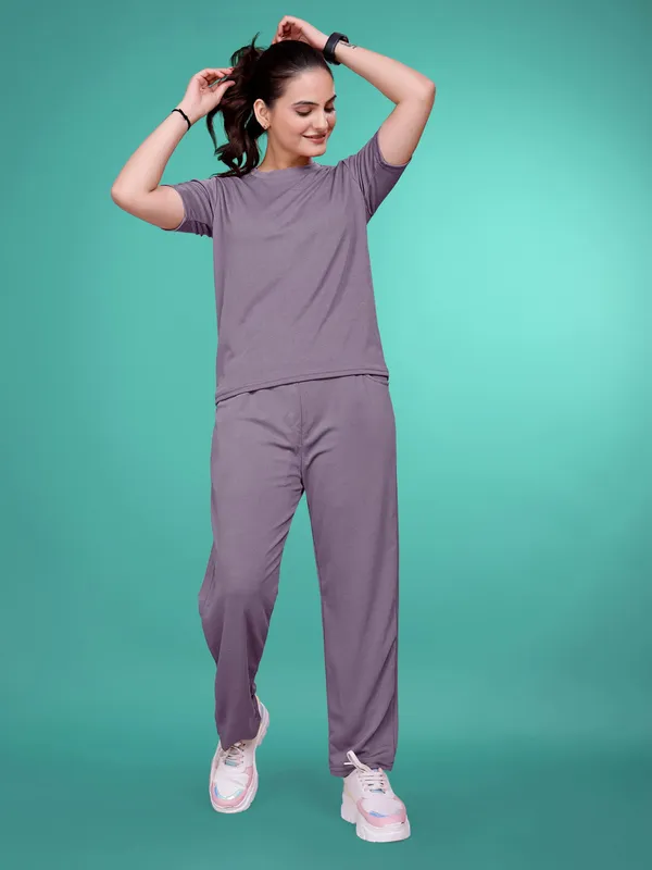 Lavender_Solid_Valentino_Elastane_NightSuit_Set_For_Women_|_Regular_Round_Neck_Short_Sleeve